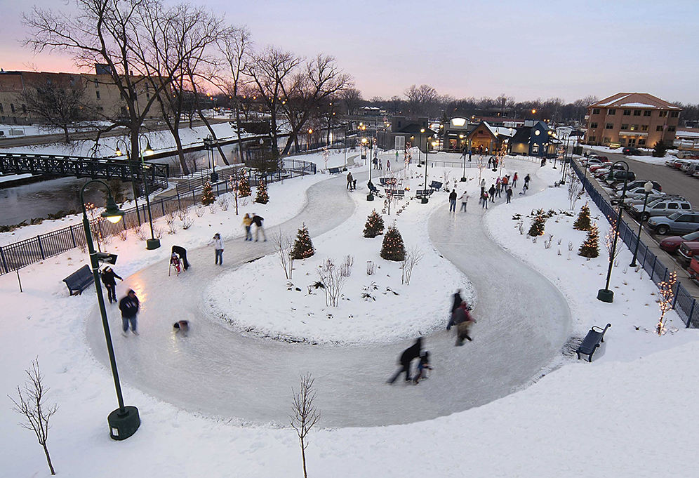 Ice Skating in Elkhart 1