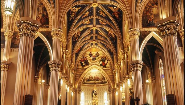Northern Indiana has Two of the 30 Most Beautiful College Cathedrals 1