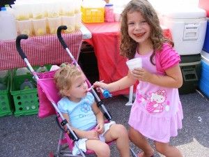 Carly and Natalie Bachman enjoy some Italian ice