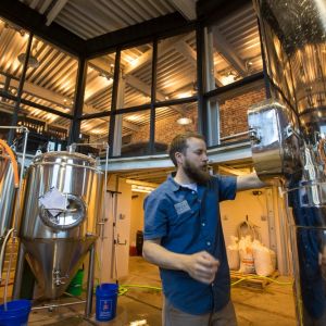 Sip and Savor: A Brewery Tour of Northern Indiana