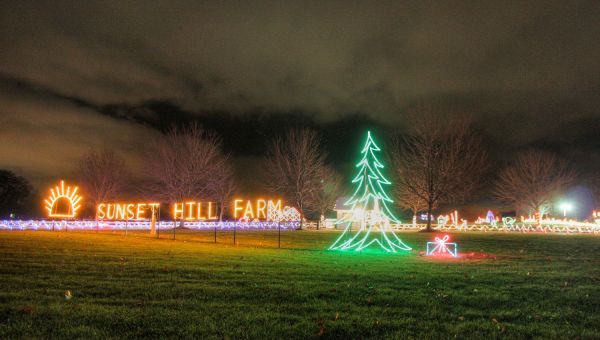 WINTER LIGHTS DRIVE THROUGH - SUNSET HILL FARM