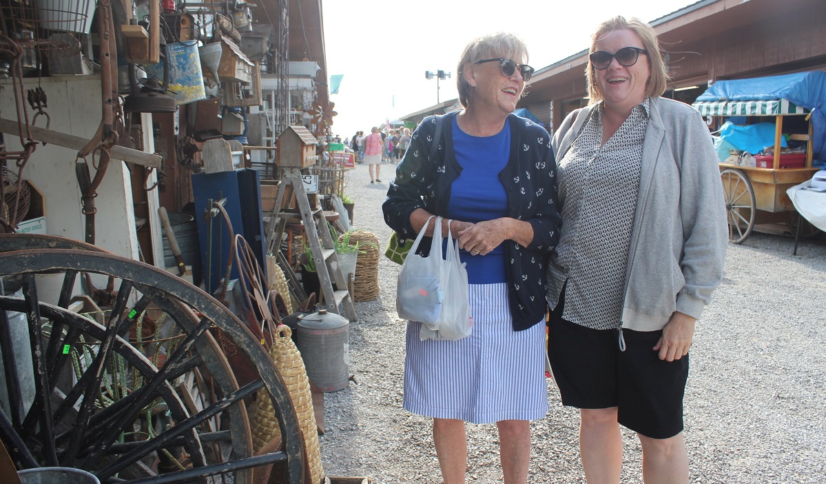 JUNE WEEKEND SHIPSHEWANA FLEA MARKET NITDC june-weekend-shipshewana-flea-market-nitdc