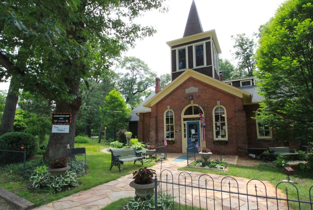 Schoolhouse Shop and Antiques