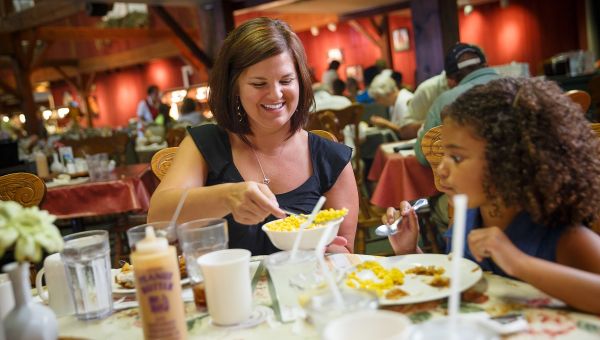 Lodging and Dining Along the Toll Road