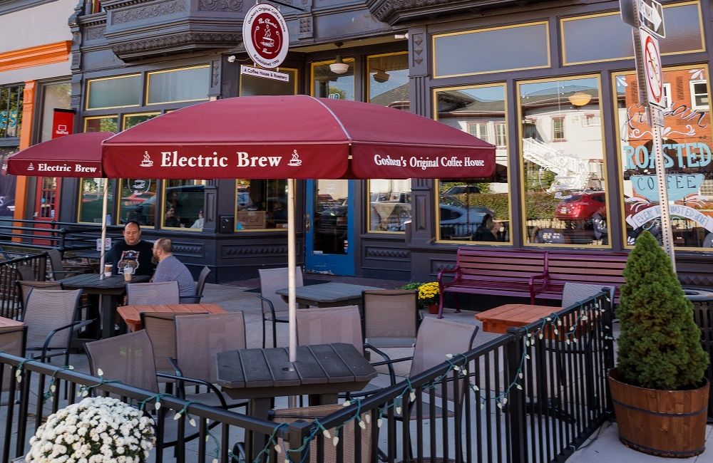 Electric Brew - outdoor dining