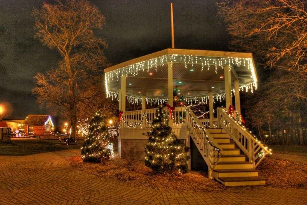 Top 10 Holiday Events in Indiana's Cool North