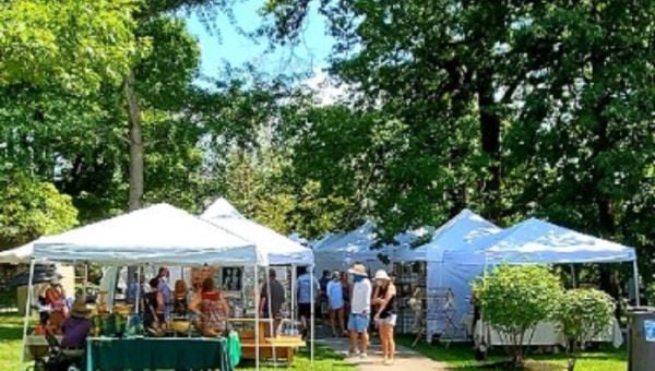 Wawasee Oakwood Fine Art Festival
